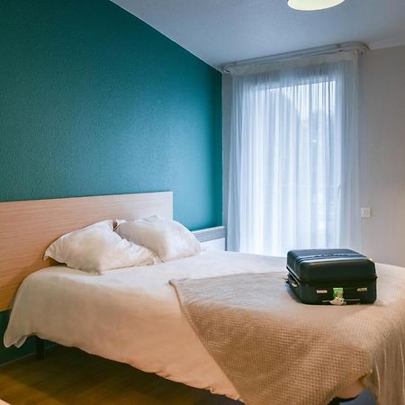 Terres De France Brest Aparthotel Bagian luar foto