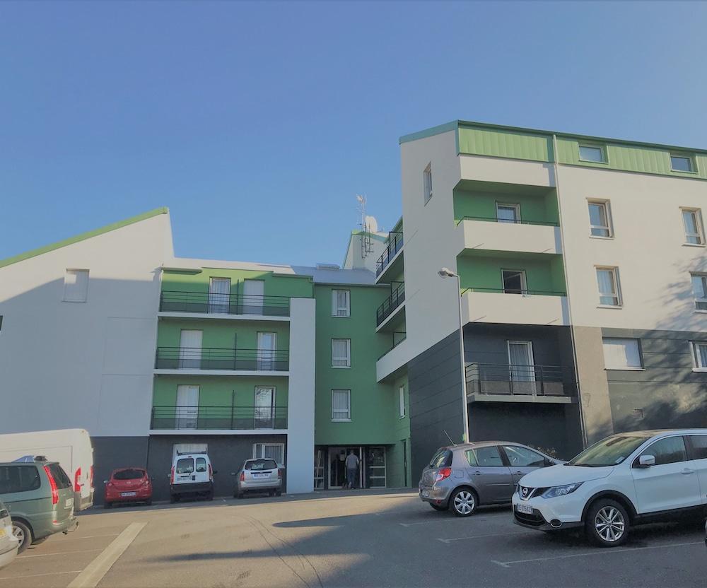 Terres De France Brest Aparthotel Bagian luar foto