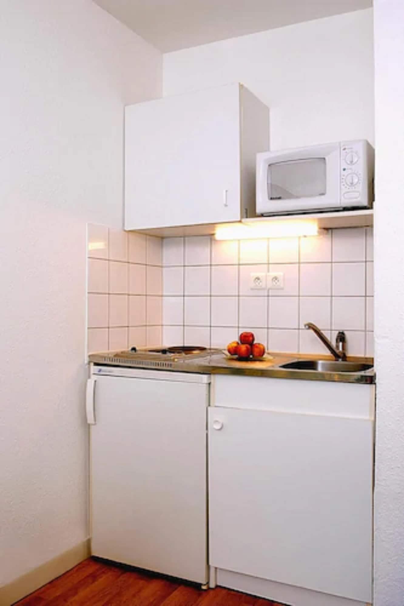 Terres De France Brest Aparthotel Bagian luar foto