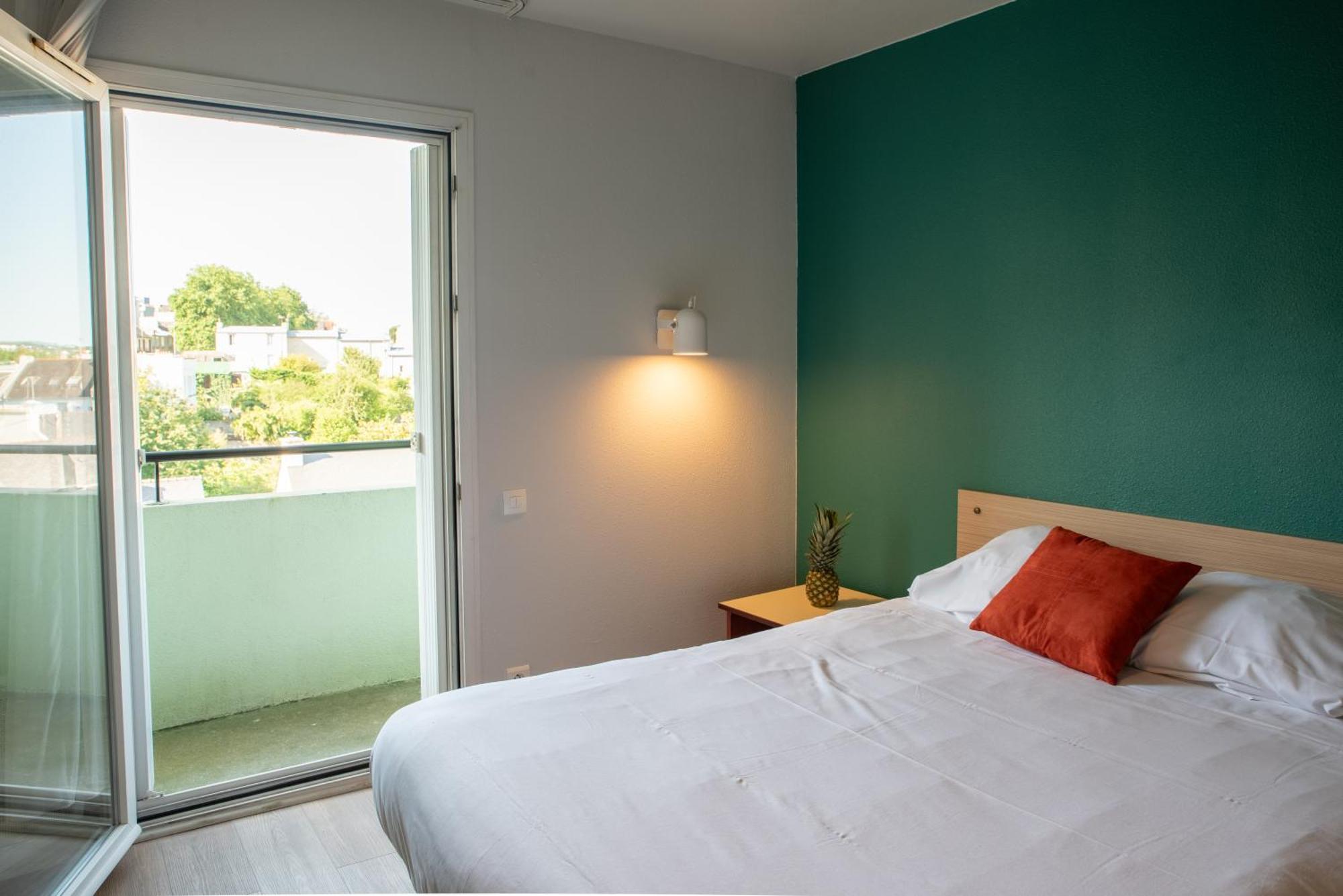 Terres De France Brest Aparthotel Bagian luar foto