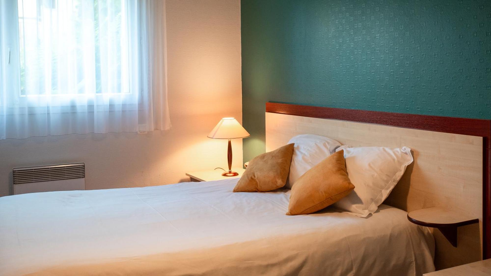 Terres De France Brest Aparthotel Bagian luar foto