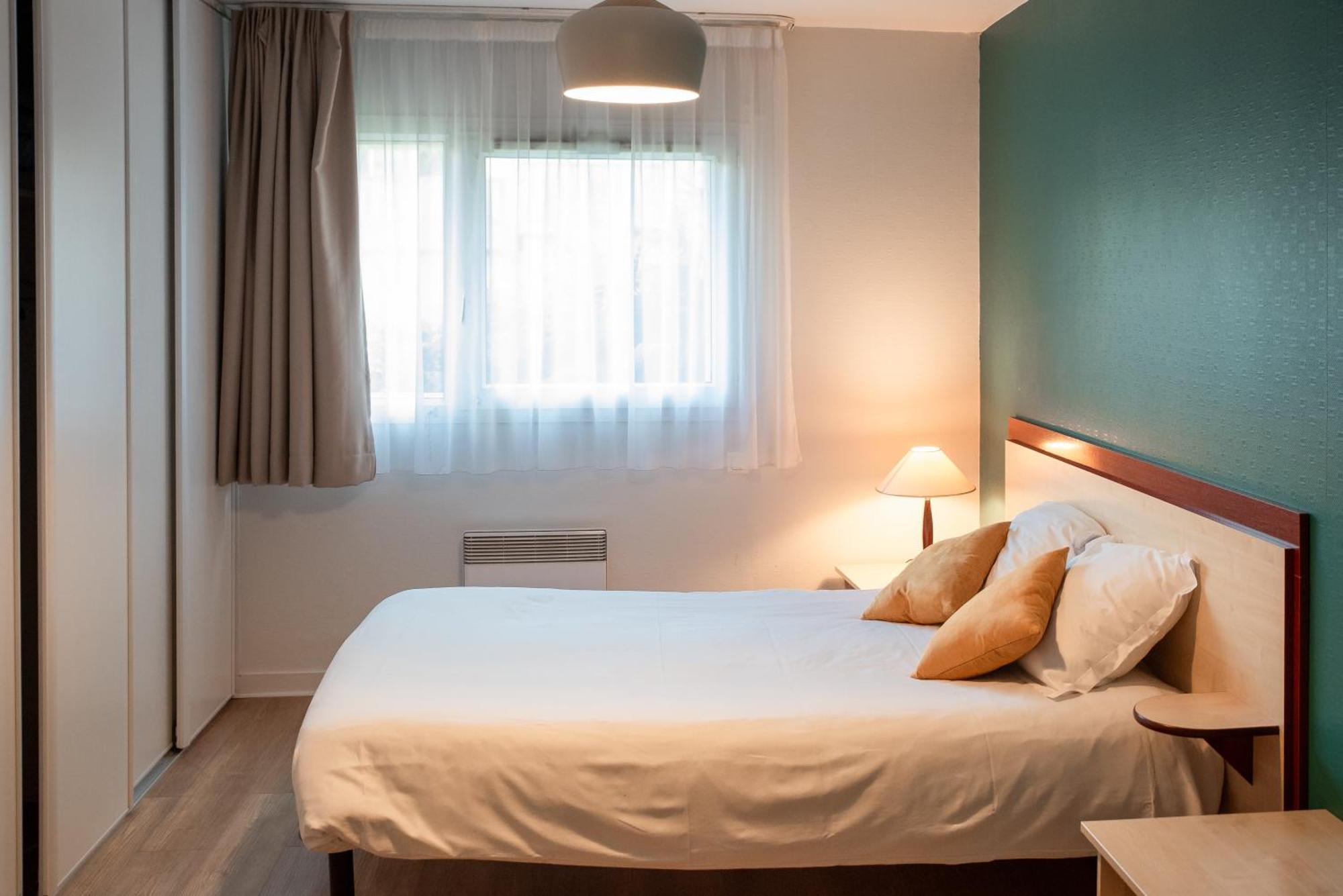 Terres De France Brest Aparthotel Bagian luar foto