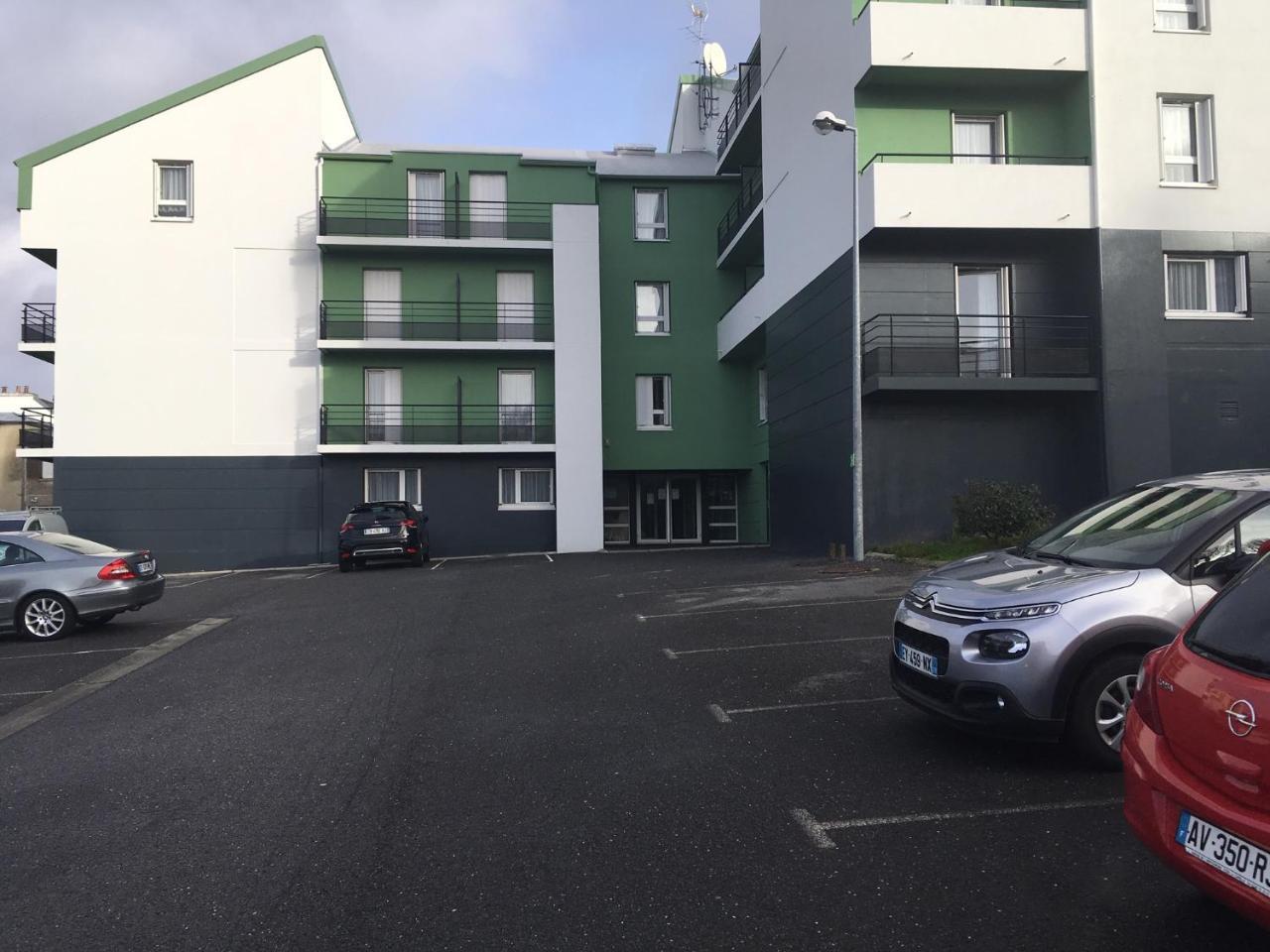 Terres De France Brest Aparthotel Bagian luar foto